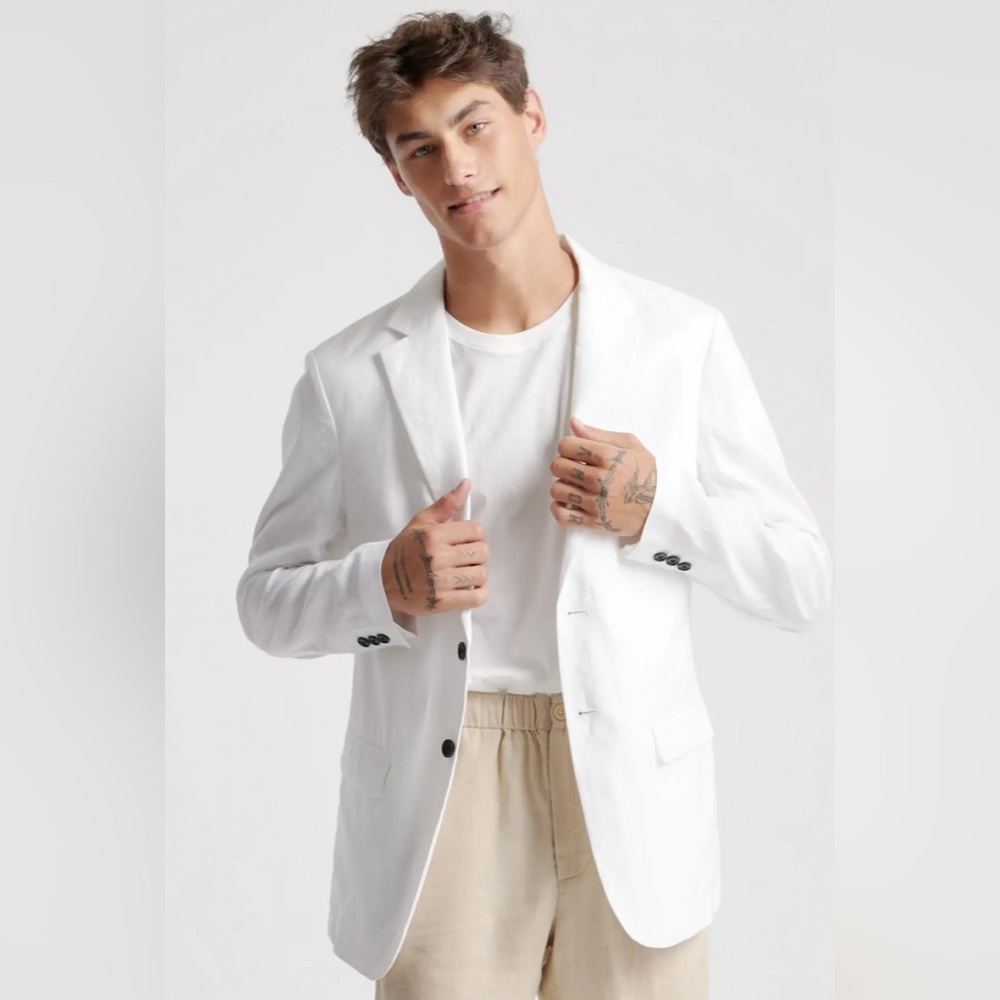 Quince NWT men’s white blazer 100% linen